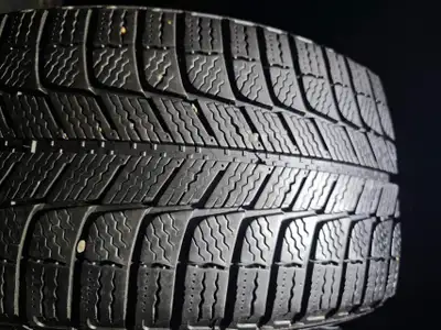 WINTER FOUR 85% NEW MICHELIN 225/55R17 101H X ICE 3 Installation and Balancing Included Looking for...