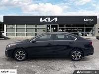 REARVIEW CAMERA ALLOY WHEELS HEATED STEERING WHEEL HEATED SEATS APPLE CAR PLAY ANDROID AUTO Fully se... (image 2)