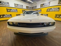 Unleash classic American muscle with this 2009 Dodge Challenger R/T, now available at Auto Avenue Ai... (image 7)