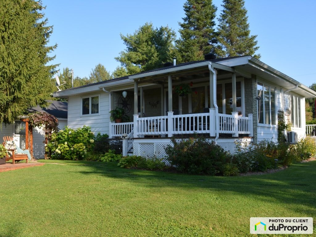 $415,000 - Bungalow for sale in St-Jean-De-Matha — photo 1