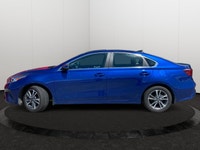 This Kia Forte has a dependable Regular Unleaded I-4 2.0 L/122 engine powering this Variable transmi... (image 1)