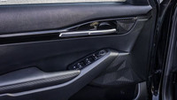 *Sunroof, Heated Steering Wheel, Heated Seats, Apple CarPlay, Android Auto! * With an intelligently... (image 8)