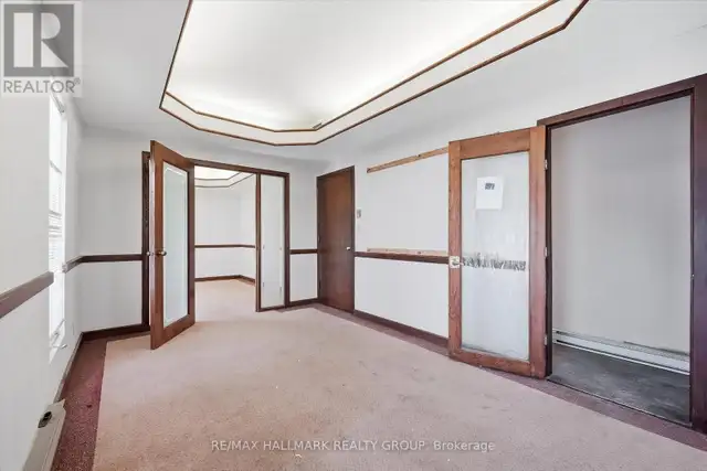 2 - 1215 RAINBOW STREET Ottawa, Ontario in Commercial & Office Space for Rent in Ottawa - Image 10
