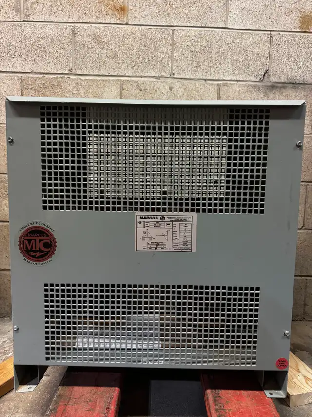 Step up transformer in Electrical in City of Toronto - Image 2
