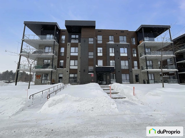 $574,900 - Condominium for sale in Mirabel (Domaine-Vert Nord) — photo 1