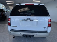 *Key Features* * 270,233 km * 4WD * 4.6L V8 Engine * Seating for 7 Passengers * Eddie Bauer Edition... (image 3)