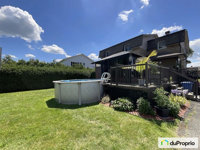 $619,000 - Duplex for sale in Granby — photo 2
