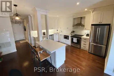 114 OSSINGTON AVENUE Toronto (Trinity-Bellwoods), Ontario