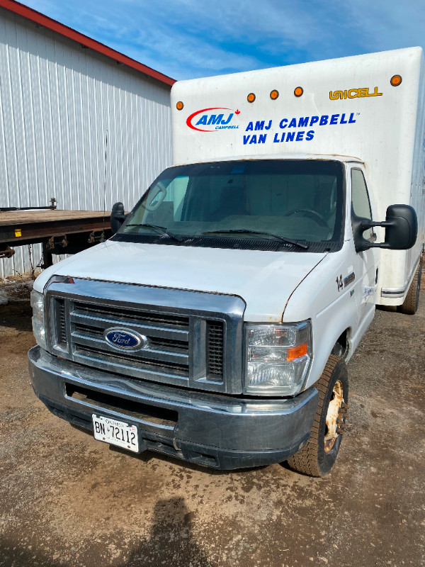 Ford Cube / Moving van in Cars & Trucks in Thunder Bay