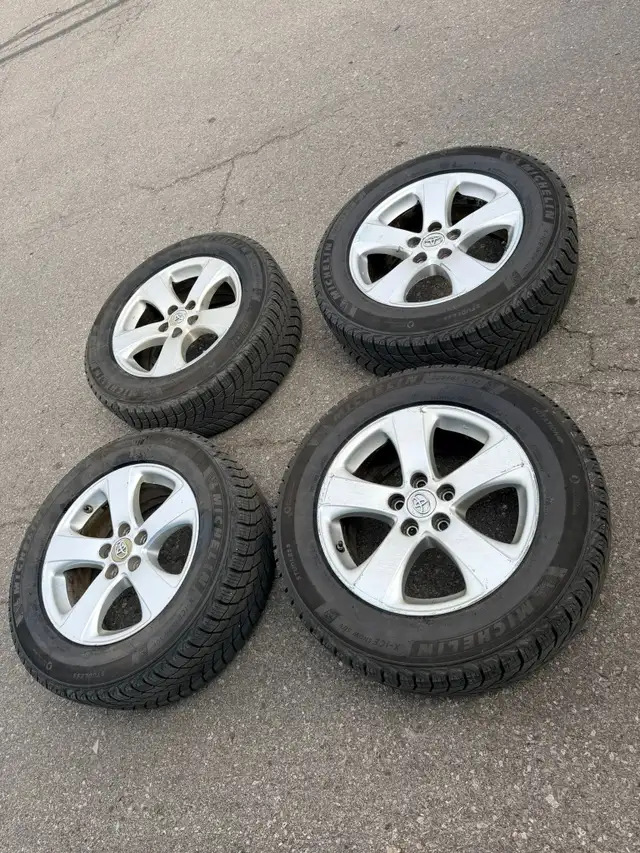 Oem Toyota Rav4 Venza 225/65/17 michelin winter tires 5x114.3 in Tires & Rims in Mississauga / Peel Region - Image 8