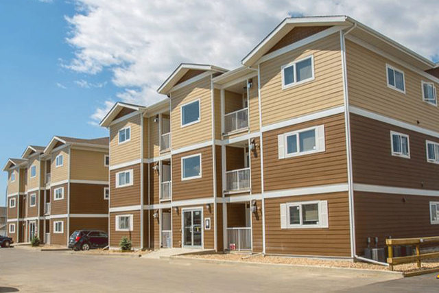 Madison Apartments - 3 Bedroom available at 1251 & 1291 McEacher