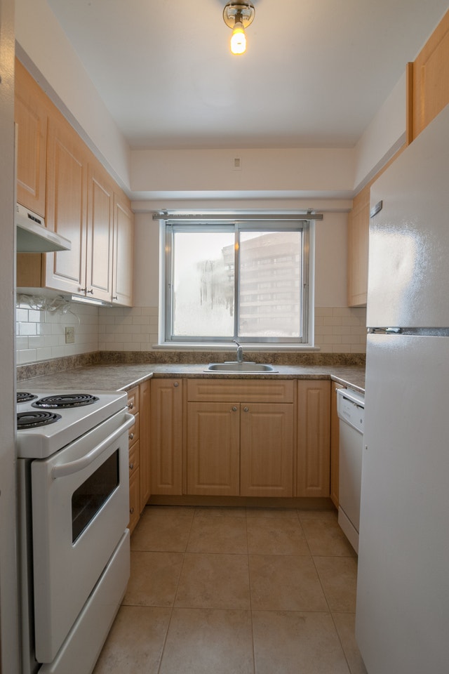 3555 Cote-des-Neiges Road — photo 2