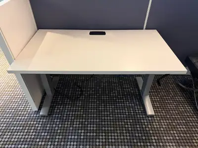 Herman Miller Everywhere Crank Height Adjustable Desk!, View more