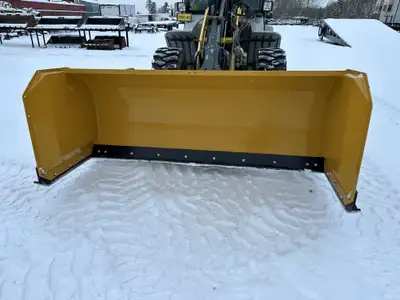 HLA SP350008 Snow Pusher Cutting Edge: Steel Weight: 1225 lbs Depth: 36” Length: 96” Mouldboard heig...