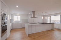 three-bedroom two-bathroom apartment in The Regency - ID 1697 City of Montréal Greater Montréal Preview