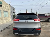 2016 JEEP CHEROKEE LIMITED FWD NO ACCIDENTS, NO CLAIMS WITH ALL SERVICES UP TO DATE! QualiTee Motors... (image 5)