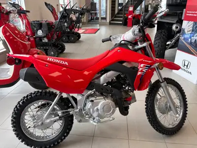 *** $200.00 REBATE The Honda CRF110F hits it out of the park when it comes to maximizing fun and min...