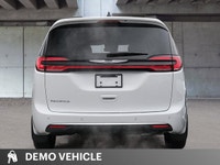 This Chrysler Pacifica delivers a Regular Unleaded V-6 3.6 L/220 engine powering this Automatic tran... (image 5)