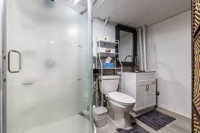 Beautiful 3 Bed, 3 Bath Detached on Home on Chaucer Cres. in Long Term Rentals in Barrie - Image 21