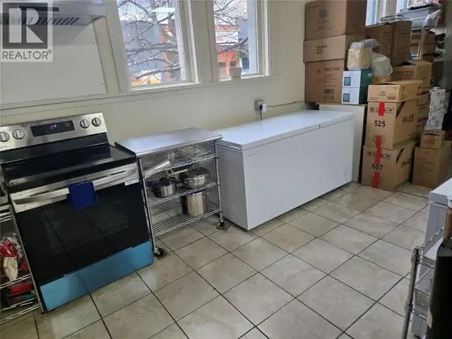 301 Main Street Unit# 101 Penticton, British Columbia in Commercial & Office Space for Sale in Penticton - Image 6