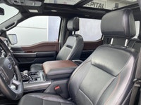 CLEAN CARFAX ONE OWNER, Heated and Cooled Front Seats, 360 Camera, PANORAMIC SUNROOF, Front and Rear... (image 7)