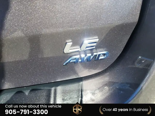 2018 Toyota Sienna LE | AWD | Power doors in Cars & Trucks in Mississauga / Peel Region - Image 47
