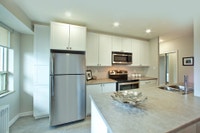 Live well at South Algiers; located at the main intersection of St. Clair Avenue West and Yonge Stre... (image 1)