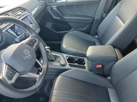 4Motioin All Wheel Drive Leather Interior Digital Cockpit Apple Carplay Android Auto Back Up Camera... (image 9)