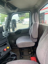 Ryder Stock ID: 239955 Transmission Type/Speed: AMT 13 Engine: DIESEL X15 GHG'17 450/1800 Horse Powe... (image 8)