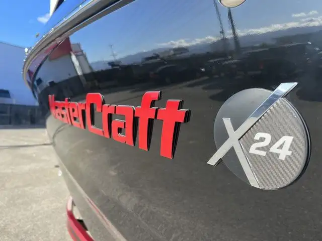 2024 Mastercraft X24 in Powerboats & Motorboats in St. Albert - Image 5