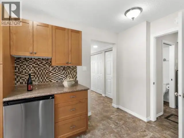 1717 HICKORY STREET Whitehorse, Yukon in Houses for Sale in Whitehorse - Image 15