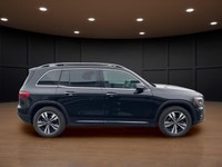 Price includes $1,000 finance credit. Price does not include fees or taxes. The 2024 Mercedes-Benz G... (image 4)