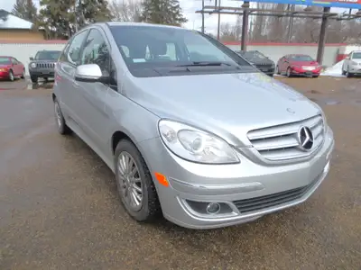 OPTIONS INCLUDE HEATED/POWER LEATHER/CLOTH SEATS, PANORAMIC SUNROOF, POWER WINDOWS/LOCKS/MIRRORS, AI...
