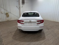 No Accidents, Locally Owned Vehicle! Experience the sophistication of the 2021 Honda Accord Sedan To... (image 5)