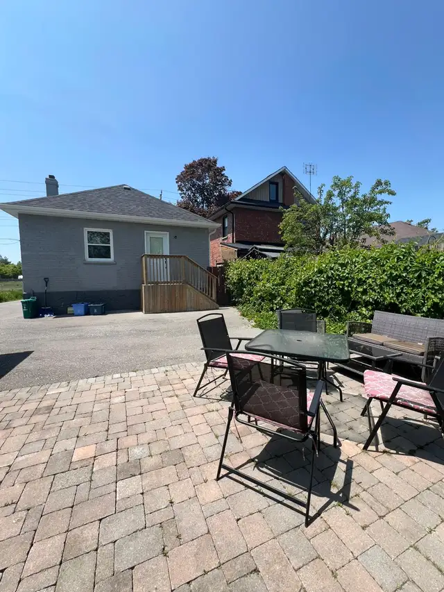 2 Bed, 1 Bath, with Backyard and Storage in Long Term Rentals in Oshawa / Durham Region - Image 16