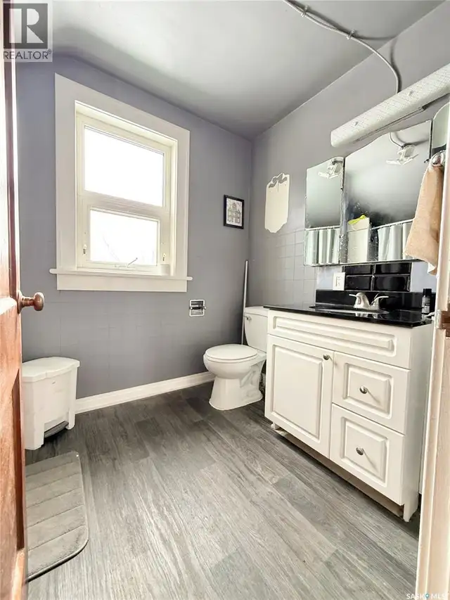 434 2nd STREET Weyburn, Saskatchewan in Houses for Sale in Regina - Image 26