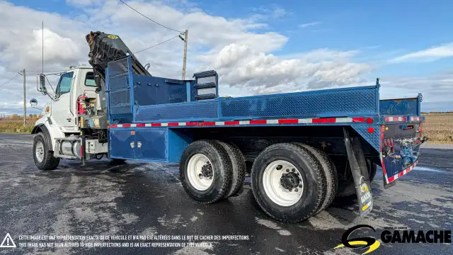 2007 STERLING LT9500 BOOM TRUCK / CRANE TRUCK in Heavy Trucks in Oshawa / Durham Region - Image 7