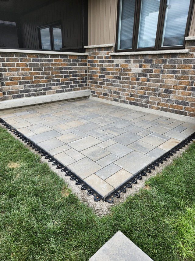 Interlock Patios, Walkways, Garden walls & More - Norfolk County in Interlock, Paving & Driveways in Norfolk County