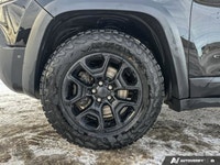 Leather | Remote Start | Adaptive Cruise Control | GPS | Active Noise Control System | Heated Seats... (image 9)