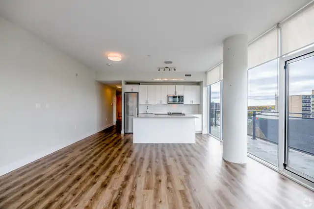 YLofts - 475 George St. N in Long Term Rentals in Peterborough - Image 5