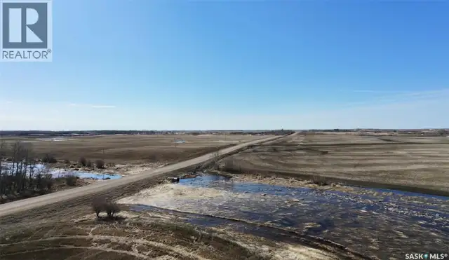 Insinger Acreage Insinger Rm No. 275, Saskatchewan in Houses for Sale in Saskatoon - Image 10