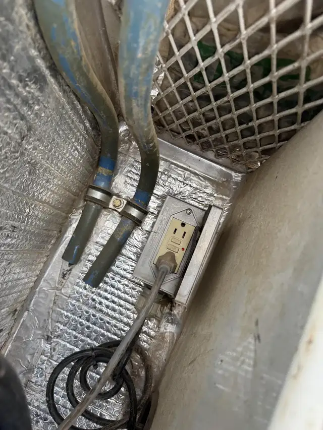 2012 KENWORTH T800 in Heavy Trucks in Saskatoon - Image 35