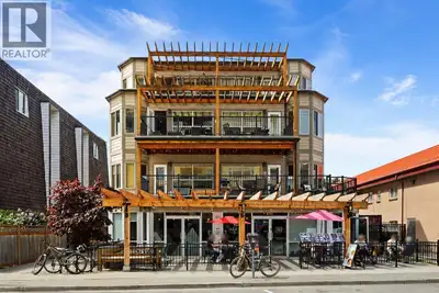 Great oppourtunity to own an outstanding dowtown condo, in a prime location mere steps from Okanagan...