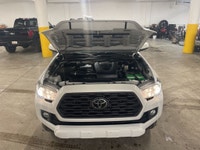 See Dealer Website for Details. Engine: V6 Cylinder Engine (image 9)