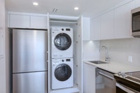 Akelius two bedroom apartment for rent. Located near Du Fort in the Downtown - Guy Concordia neighbo... (image 1)