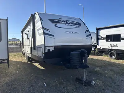 The perfect family trailer is here! Enjoy the many luxuries of this Coachmen model that provide not...