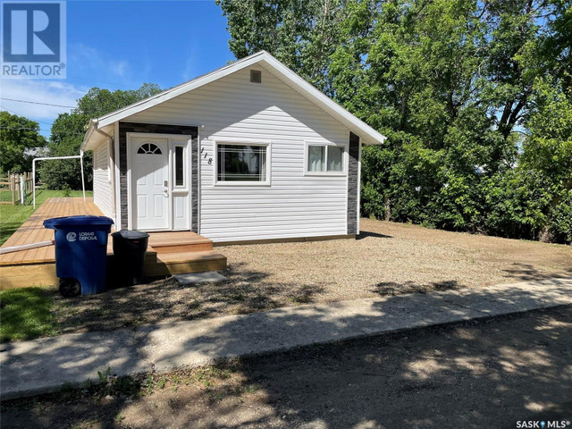 118 2nd STREET E Lafleche, Saskatchewan in Houses for Sale in Moose Jaw