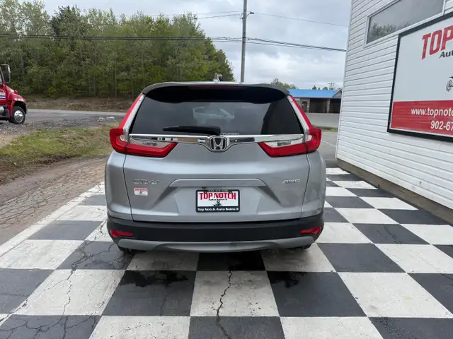 2018 Honda CR-V LX, keyless entry, backup camera, Bluetooth 3 MO in Cars & Trucks in Annapolis Valley - Image 6