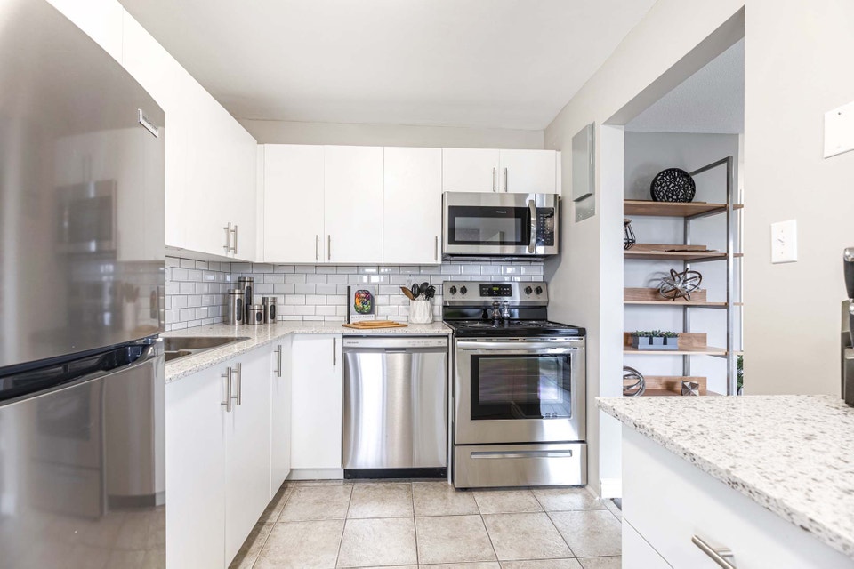 Two Bedroom Apartment for Rent in Kitchener Near Belmont Village 5