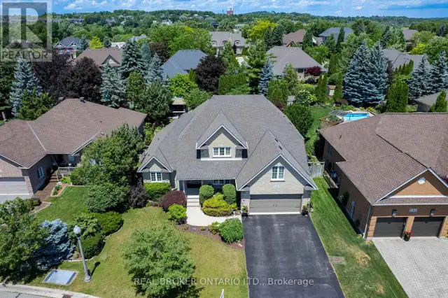 6 PIONEER TOWER CRESCENT Kitchener, Ontario in Houses for Sale in Kitchener / Waterloo - Image 3